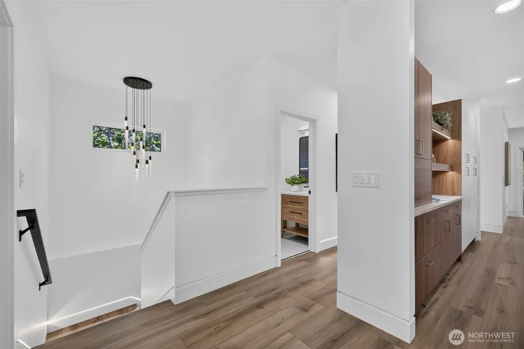 3247 40th Avenue SW Seattle WA 98116