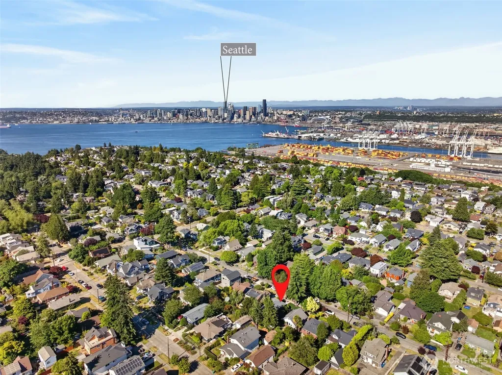 3247 40th Avenue SW Seattle WA 98116