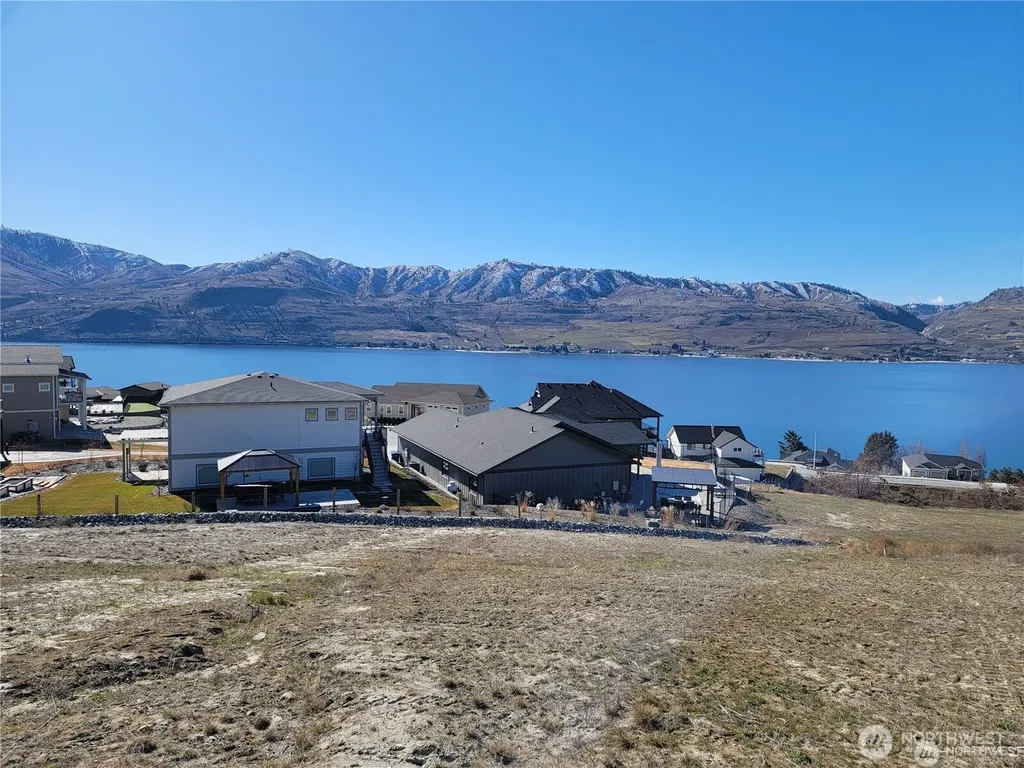 260 Apple Avenue Chelan WA 98816