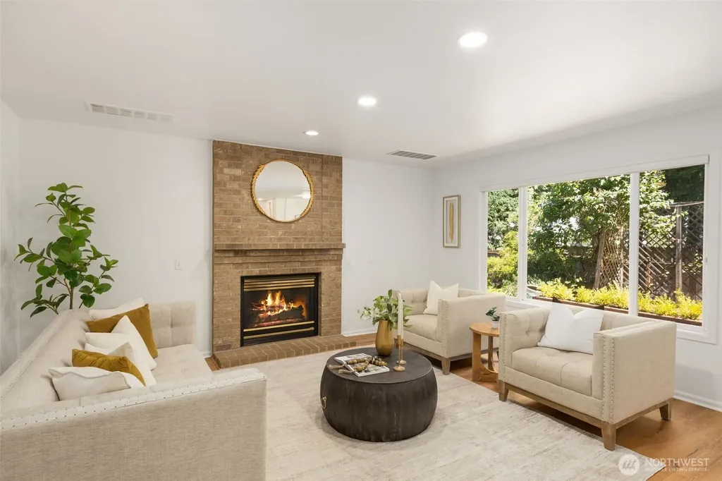 19303 Meridian Place W Bothell WA 98012