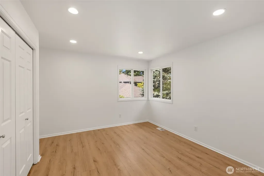 19303 Meridian Place W Bothell WA 98012