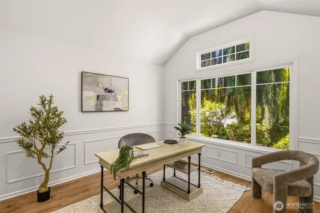 19303 Meridian Place W Bothell WA 98012
