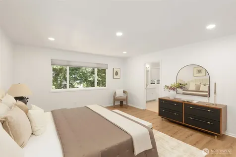 19303 Meridian Place W Bothell WA 98012