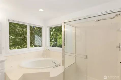 19303 Meridian Place W Bothell WA 98012