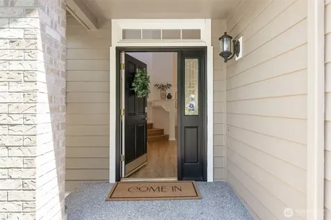 19303 Meridian Place W Bothell WA 98012