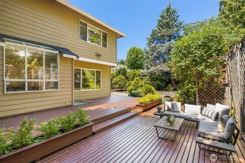 19303 Meridian Place W Bothell WA 98012