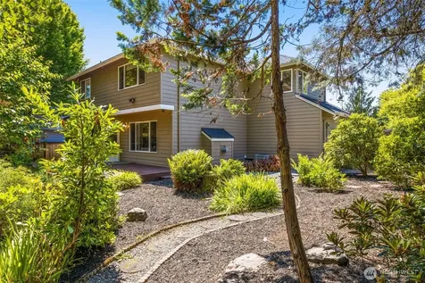 19303 Meridian Place W Bothell WA 98012