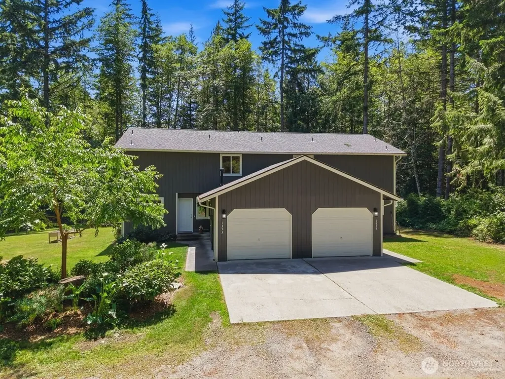 1353 Saddle Club Road SE Port Orchard WA 98366