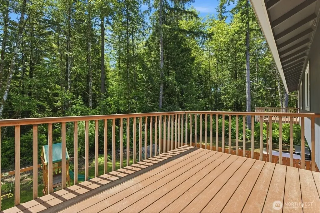 1353 Saddle Club Road SE Port Orchard WA 98366