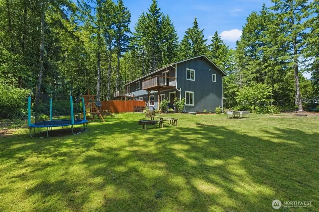 1353 Saddle Club Road SE Port Orchard WA 98366