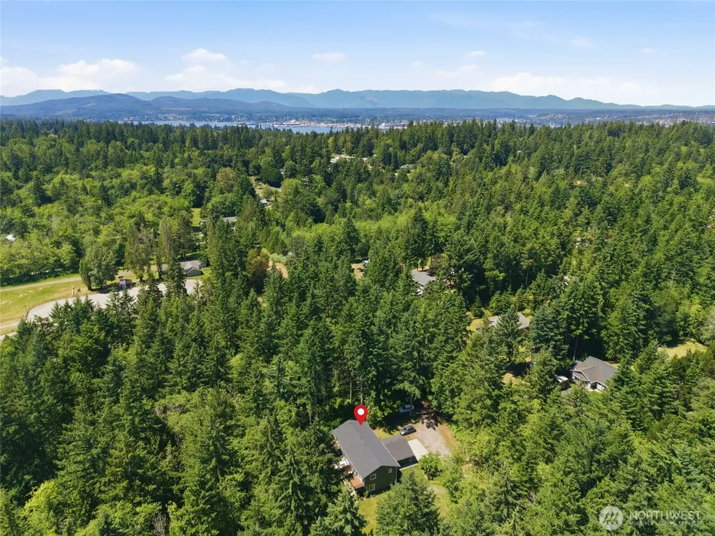 1353 Saddle Club Road SE Port Orchard WA 98366