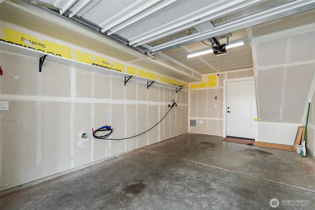 2106 NE 85th Street Seattle WA 98115