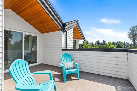 2106 NE 85th Street Seattle WA 98115
