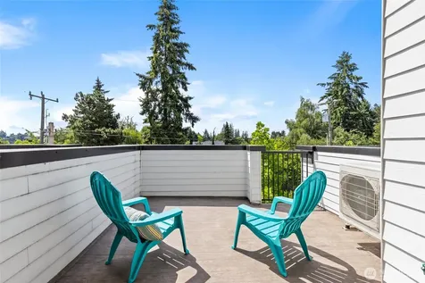 2106 NE 85th Street Seattle WA 98115