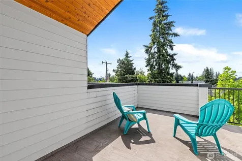 2106 NE 85th Street Seattle WA 98115