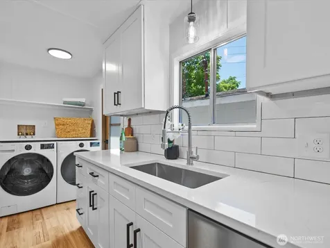 6324 212th Street SW Lynnwood WA 98036
