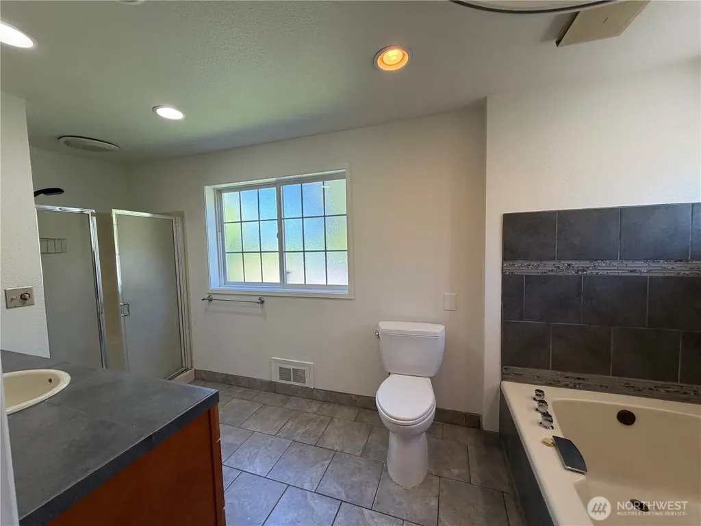 2814 Mission Beach Heights Road Tulalip WA 98271