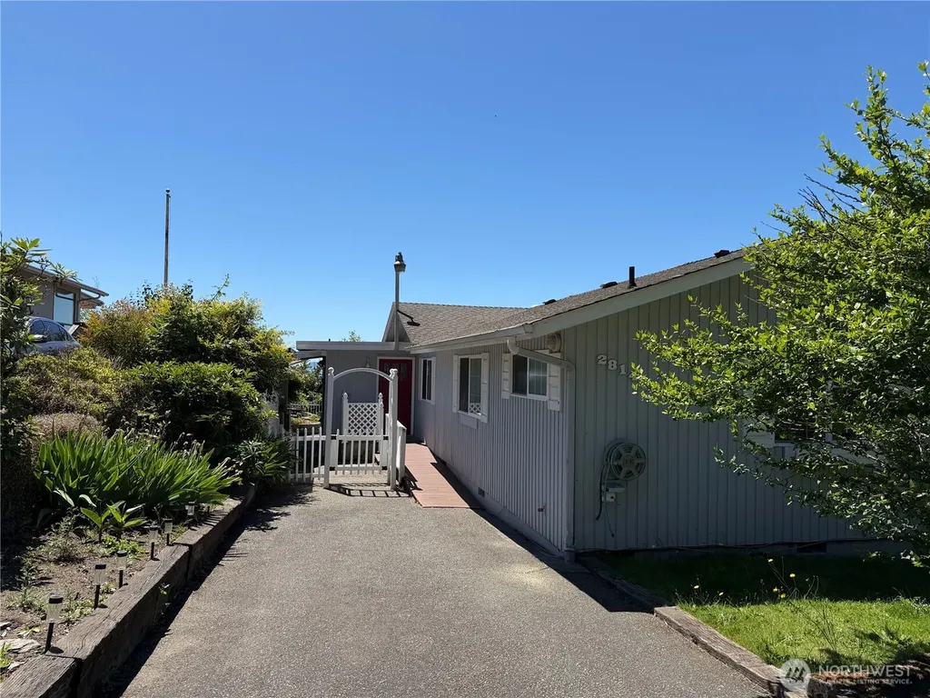 2814 Mission Beach Heights Road Tulalip WA 98271