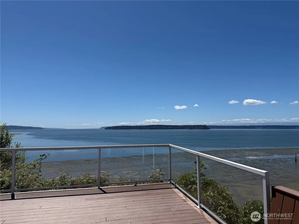 2814 Mission Beach Heights Road Tulalip WA 98271