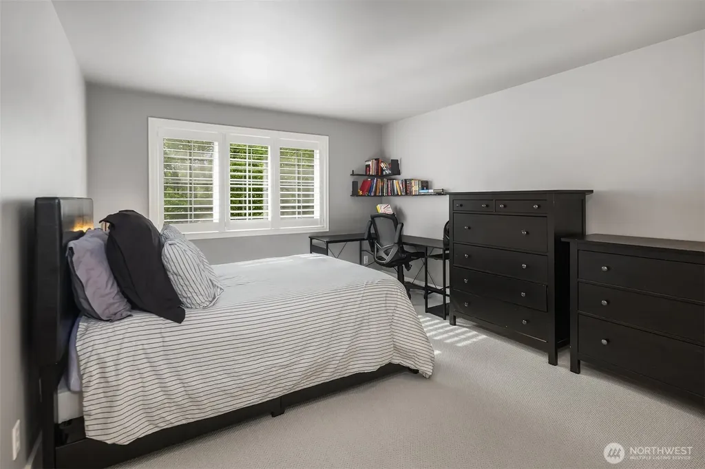 8512 213th Place NE Redmond WA 98053