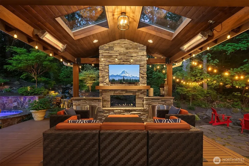 8512 213th Place NE Redmond WA 98053