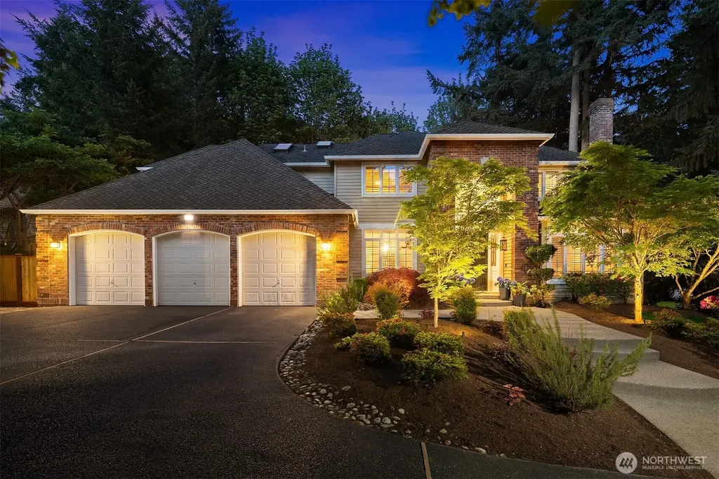 8512 213th Place NE Redmond WA 98053