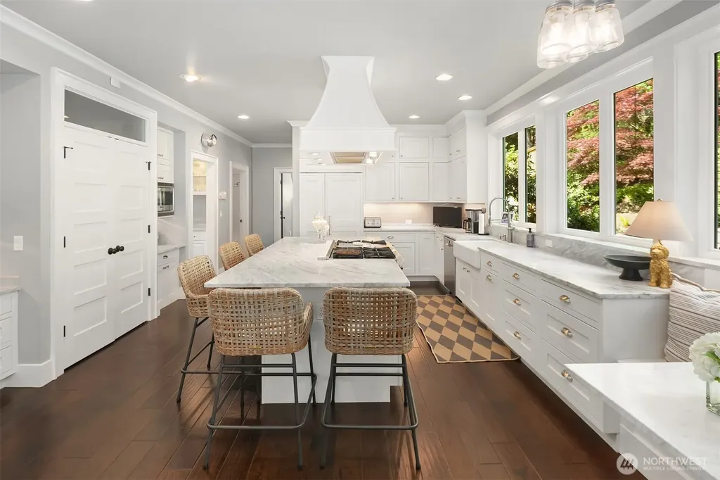 8512 213th Place NE Redmond WA 98053