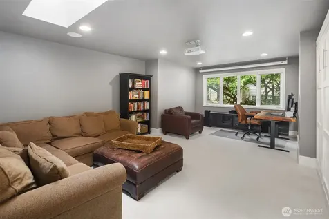 8512 213th Place NE Redmond WA 98053