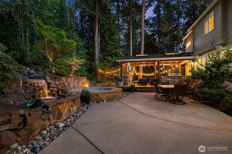 8512 213th Place NE Redmond WA 98053
