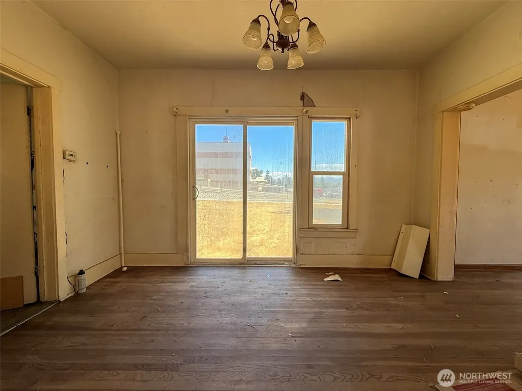 112 3rd Avenue S Okanogan WA 98840