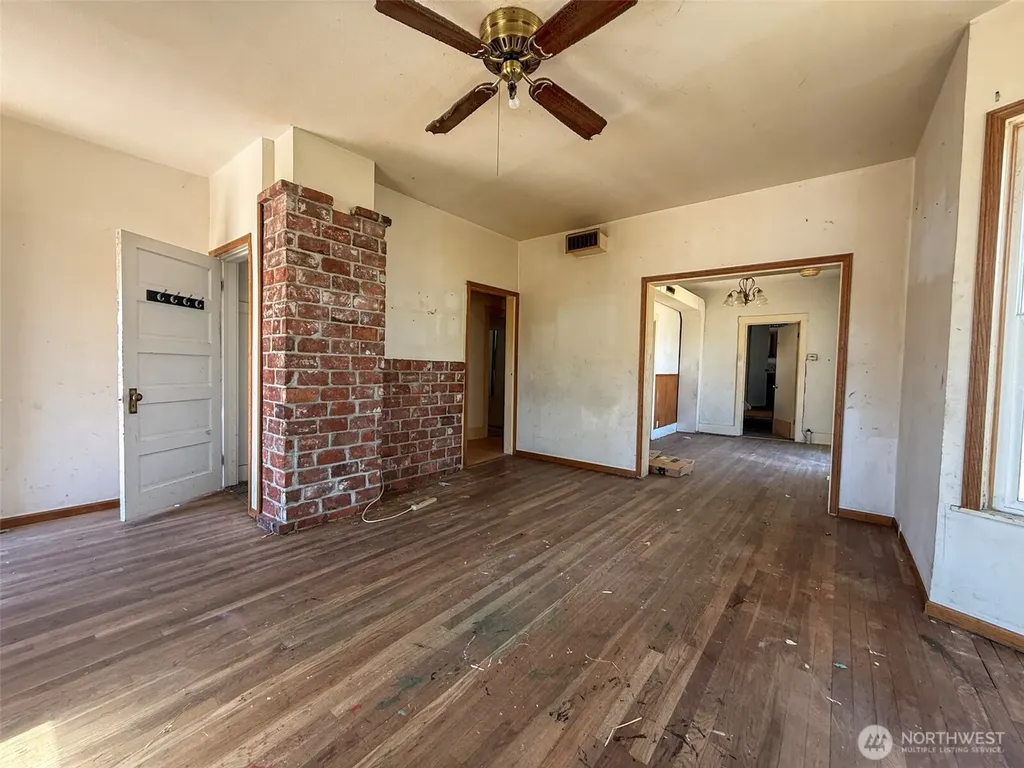 112 3rd Avenue S Okanogan WA 98840