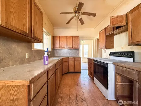 112 3rd Avenue S Okanogan WA 98840
