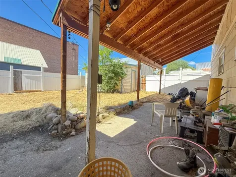 112 3rd Avenue S Okanogan WA 98840
