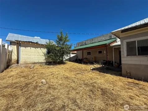112 3rd Avenue S Okanogan WA 98840