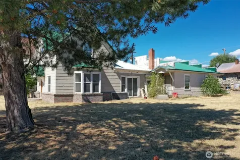 112 3rd Avenue S Okanogan WA 98840