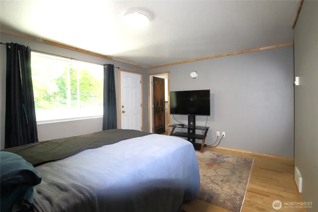 41 W Elma Hicklin Road Mccleary WA 98557