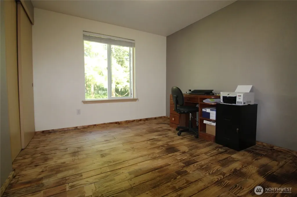 41 W Elma Hicklin Road Mccleary WA 98557