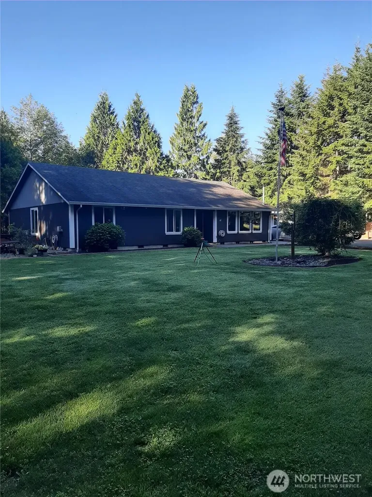 41 W Elma Hicklin Road Mccleary WA 98557