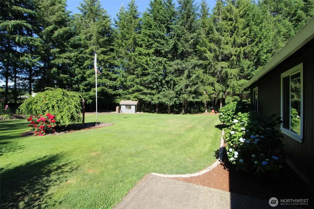 41 W Elma Hicklin Road Mccleary WA 98557