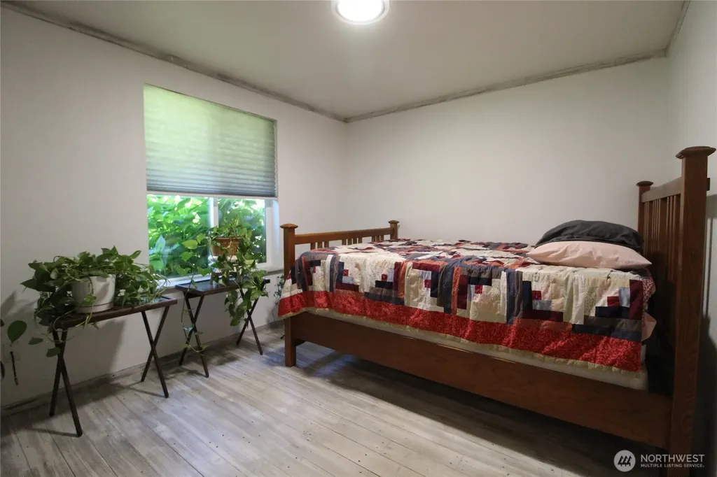 41 W Elma Hicklin Road Mccleary WA 98557