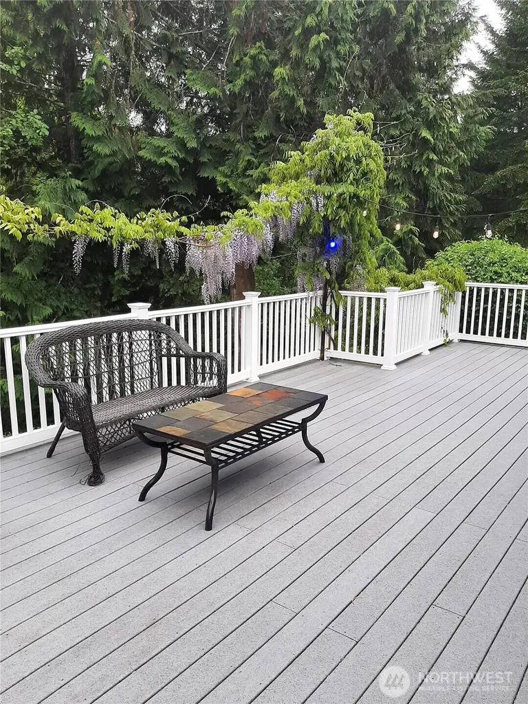 41 W Elma Hicklin Road Mccleary WA 98557
