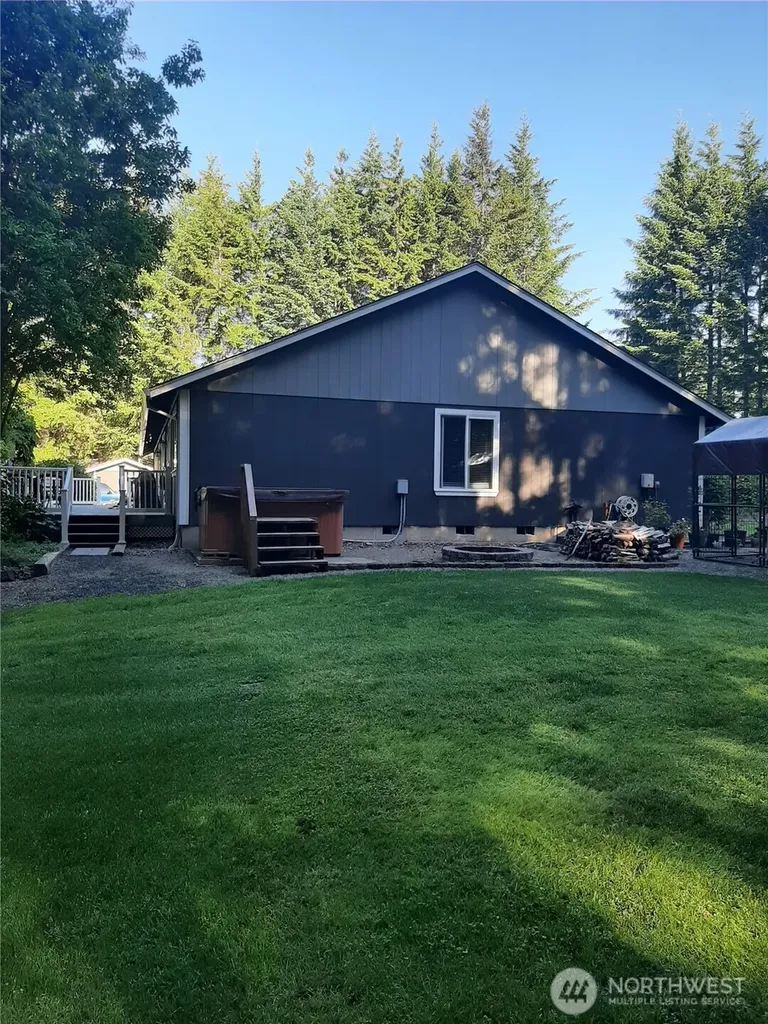 41 W Elma Hicklin Road Mccleary WA 98557