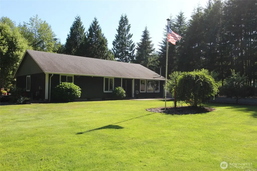 41 W Elma Hicklin Road Mccleary WA 98557