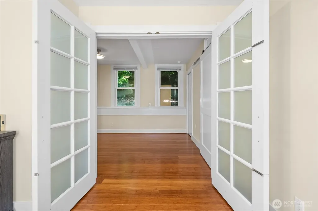 1443 22nd Avenue Seattle WA 98122
