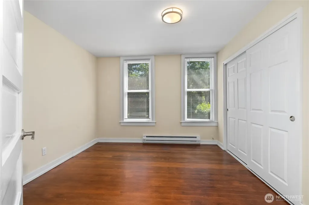 1443 22nd Avenue Seattle WA 98122