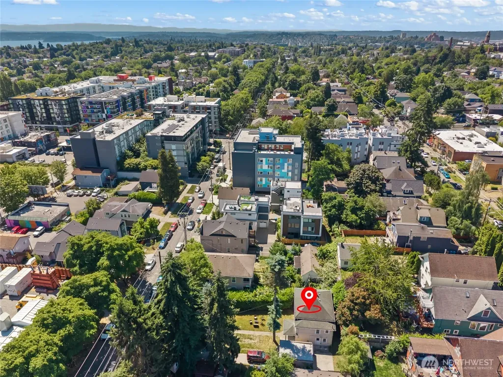 1443 22nd Avenue Seattle WA 98122