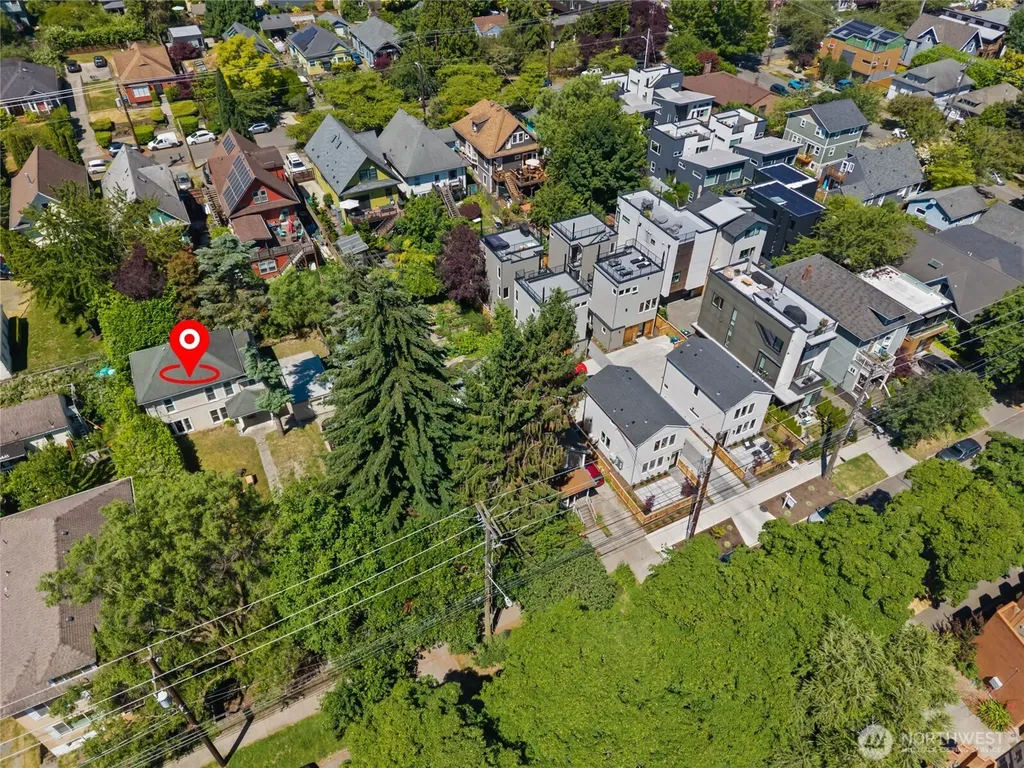 1443 22nd Avenue Seattle WA 98122