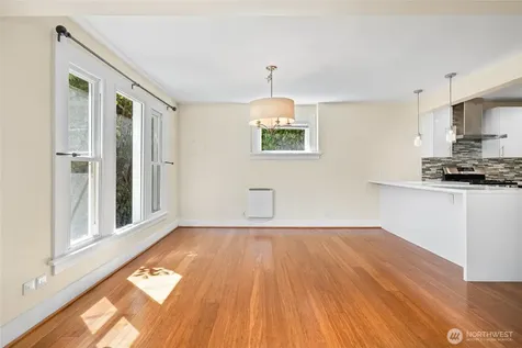 1443 22nd Avenue Seattle WA 98122