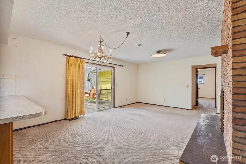 3412 Russell Road Centralia WA 98531