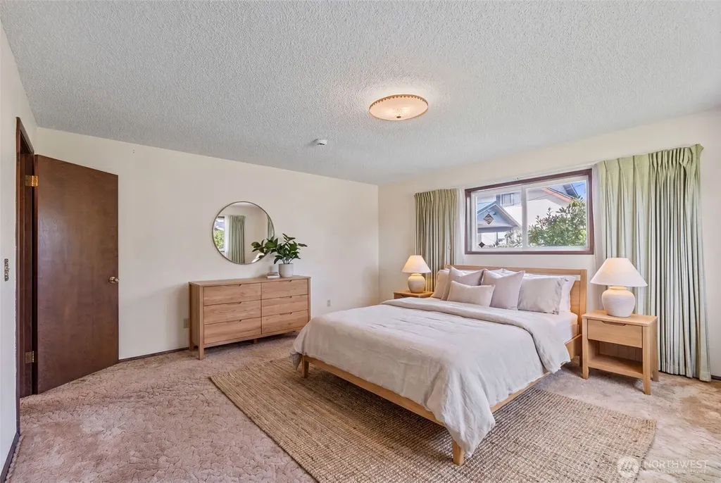 3412 Russell Road Centralia WA 98531
